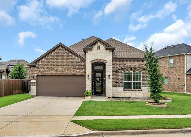 Property at 447 Pemberton Ln, Mckinney, TX 75071, 4 beds, 3 baths