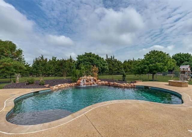 Property at 5901 Cox Farm, Parker, TX 75002, 5 beds, 4.5 baths