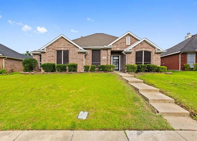 Property at 902 Sea Shell Dr, Mesquite, TX 75149, 4 beds, 2 baths
