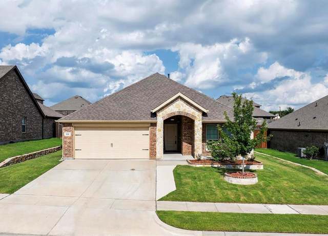 Property at 222 Red Oak Dr, Fate, TX 75087, 3 beds, 2 baths