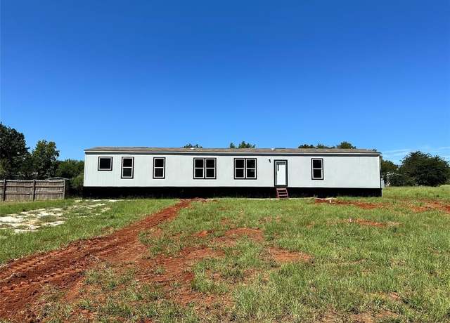 Property at 279 Meadow St, Bullard, TX 75757, 4 beds, 2 baths