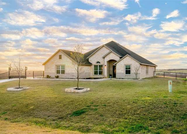 Property at 7409 Autumn Grove Ln, Ponder, TX 76259, 4 beds, 3 baths