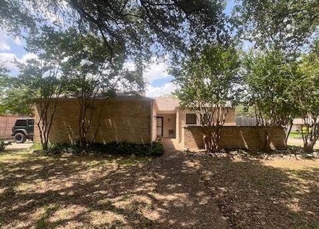Property at 630 Silverstone Dr, Richardson, TX 75080, 3 beds, 2 baths