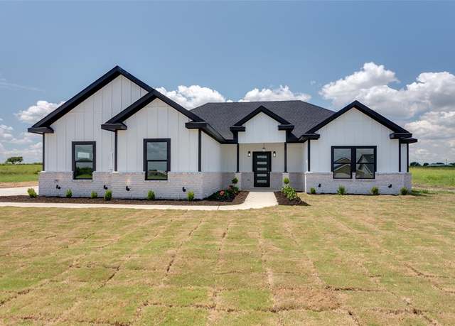Property at 5725 High Plains Trl, Joshua, TX 76058, 4 beds, 2 baths