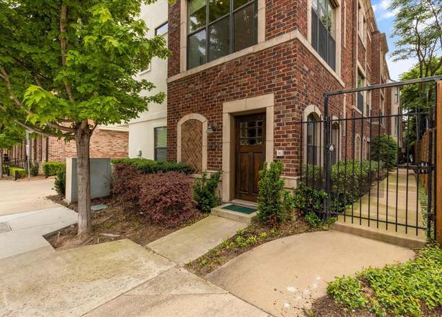 Property at 2123 Albany St, Dallas, TX 75201, 2 beds, 2.5 baths