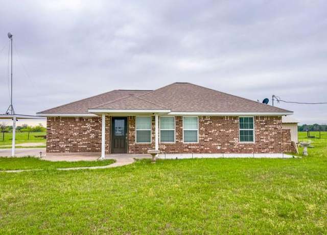 Property at 592 S Baese Rd, Elm Mott, TX 76640, 3 beds, 2 baths
