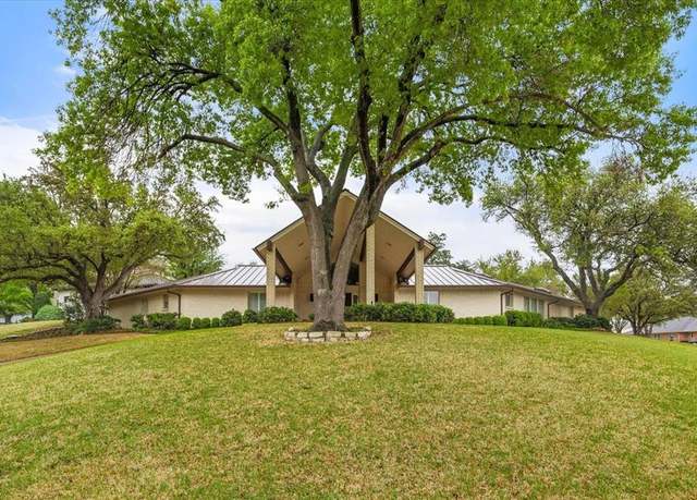 Property at 4433 Dunwick Ln, Fort Worth, TX 76109, 4 beds, 3.5 baths
