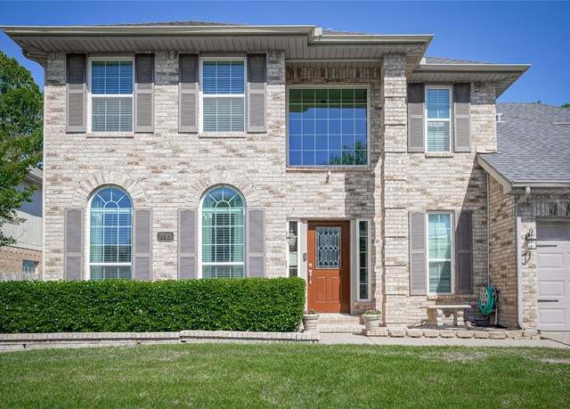 Property at 7725 Arcadia Trl, Fort Worth, TX 76137, 5 beds, 3.5 baths