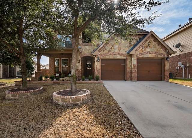 Property at 5709 Diamond Valley Dr, Fort Worth, TX 76179, 4 beds, 2.5 baths