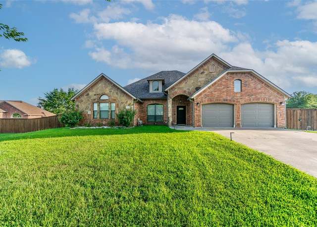Property at 10528 Lago Vis, Quinlan, TX 75474, 3 beds, 3 baths