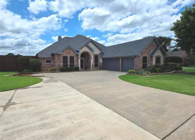 Property at 104 Olives Br, Shady Shores, TX 76208, 4 beds, 3 baths