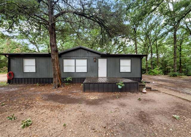 Property at 15126 Woods North Dr, Kemp, TX 75143, 3 beds, 2 baths