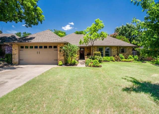 Property at 225 NE Brushy Mound Rd, Burleson, TX 76028, 3 beds, 2 baths