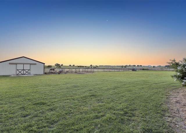 Property at 2377 Big Sky Trl, Ponder, TX 76259, 5 beds, 4 baths