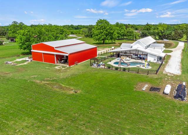 Property at 230 County Road 12200, Paris, TX 75462, 3 beds, 3 baths