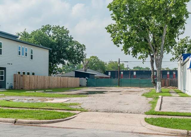 Property at 713 Sunset Ave, Dallas, TX 75208