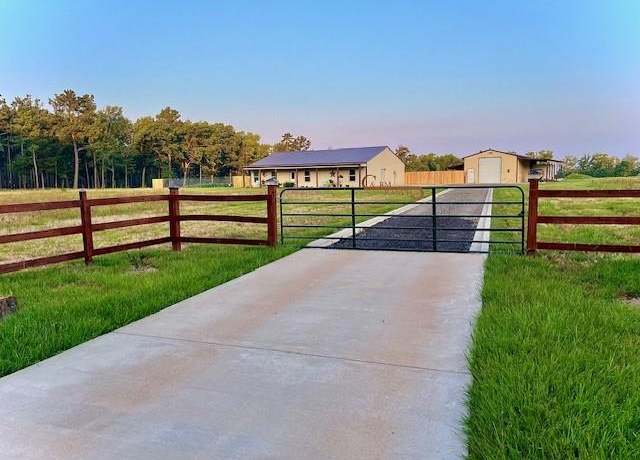 Property at 318 Palm Rd, Big Sandy, TX 75755, 3 beds, 2 baths