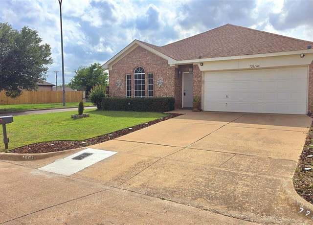 Property at 7201 Park Creek Cir W, Fort Worth, TX 76137, 3 beds, 2 baths