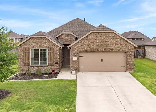 Property at 9 Pheasant Run, Sanger, TX 76266, 3 beds, 2 baths