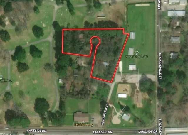 Property at 501 Rose Garden Cir, Athens, TX 75751