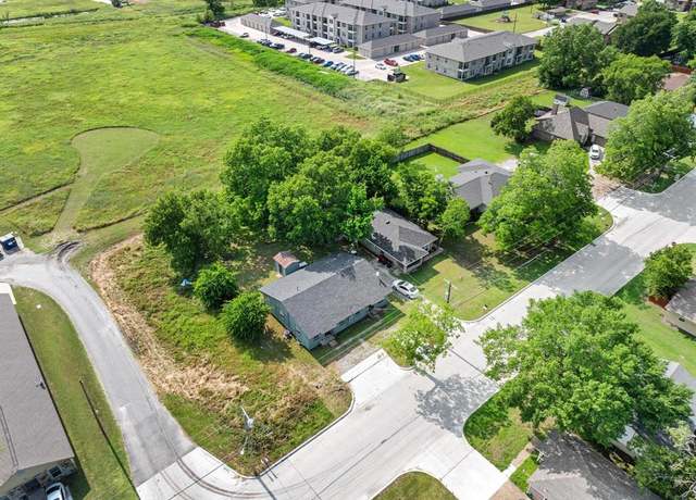 Property at 420 Nunnalee Ave, Van Alstyne, TX 75495