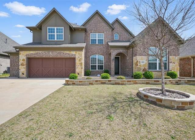 Property at 2021 Angus Dr, Little Elm, TX 75068, 5 beds, 4 baths
