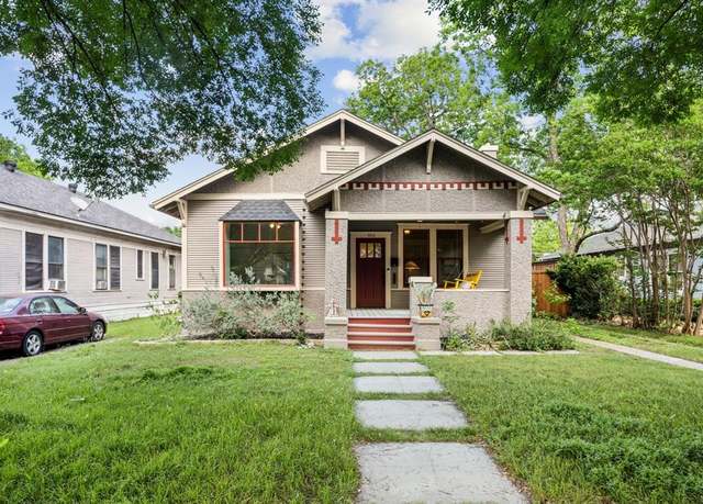 Property at 906 N Clinton Ave, Dallas, TX 75208, 3 beds, 2 baths