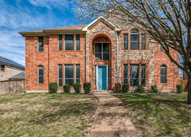 Property at 1213 Summerside Dr, Desoto, TX 75115, 5 beds, 3.5 baths