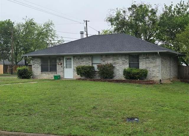 Property at 601 E Avenue F, Midlothian, TX 76065, 3 beds, 2 baths