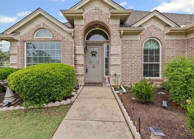Property at 2009 Running Brook Dr, Joshua, TX 76058, 4 beds, 2 baths