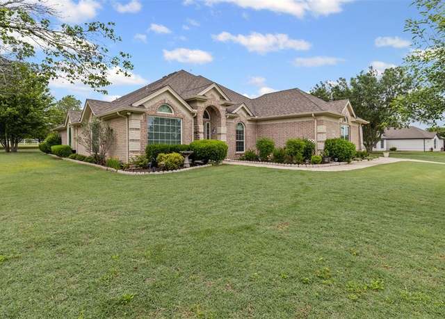 Property at 2009 Running Brook Dr, Joshua, TX 76058, 4 beds, 2 baths
