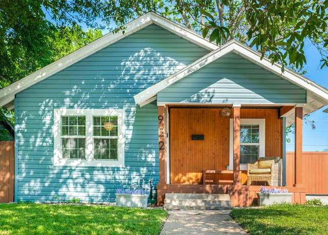 Property at 922 S Waverly Dr, Dallas, TX 75208, 3 beds, 1.5 baths