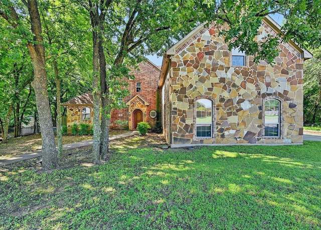 Property at 109 Lauren Ln, Pottsboro, TX 75076, 4 beds, 2.5 baths