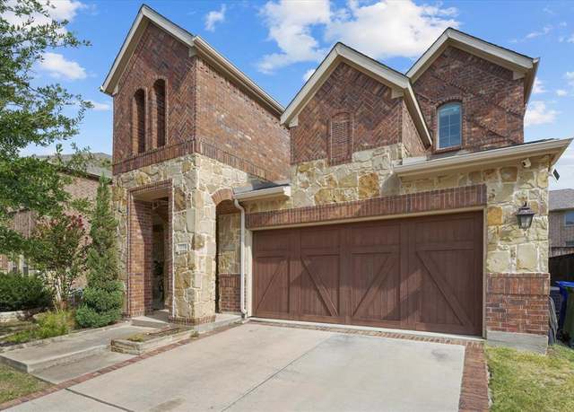 Property at 1204 Sioux St, Carrollton, TX 75010, 4 beds, 3.5 baths