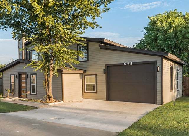 Property at 605 Hillside Cir, Little Elm, TX 75068, 5 beds, 3 baths