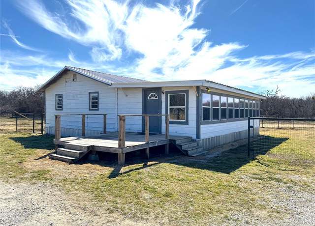 Property at 310 E 14th St, Cisco, TX 76437, 2 beds, 1 bath
