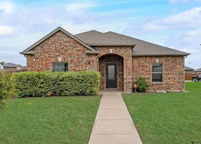 Property at 1513 Kinglet St, Desoto, TX 75115, 3 beds, 2 baths