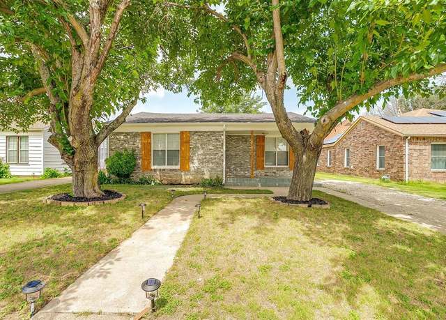 Property at 627 Hallvale Dr, White Settlement, TX 76108, 3 beds, 2 baths
