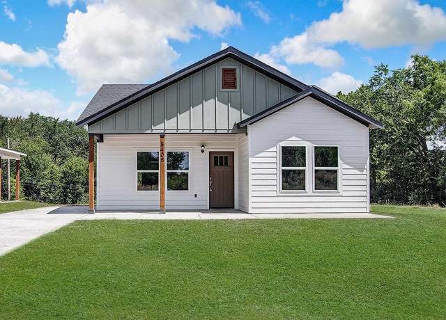 Property at 5408 Geddes Ave, Fort Worth, TX 76107, 3 beds, 2 baths