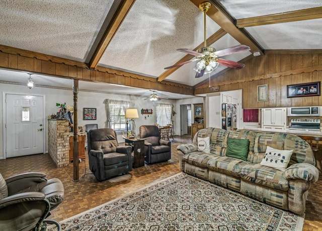 Property at 6923 Fm 1504, Edgewood, TX 75117, 3 beds, 2 baths