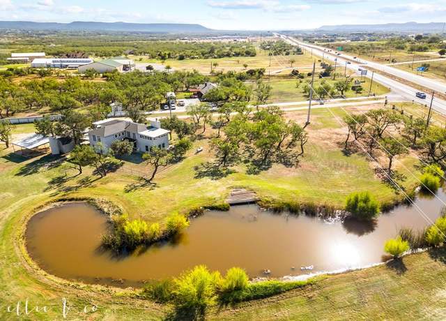 Property at 445 Highway 83-84, Abilene, TX 79602, 4 beds, 3 baths