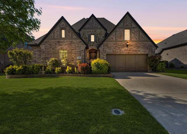 Property at 951 Highpoint Way, Roanoke, TX 76262, 3 beds, 2.5 baths