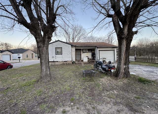 Property at 1403 Sayle St, Greenville, TX 75401, 2 beds, 1 bath