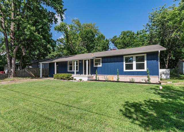 Property at 1024 Tower St, Canton, TX 75103, 3 beds, 2 baths
