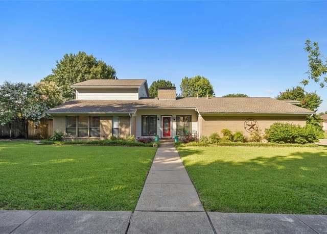 Property at 1325 Shores Cir, Rockwall, TX 75087, 3 beds, 2.5 baths