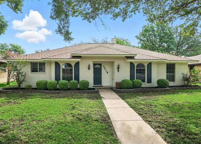 Property at 1514 Monterrey Dr, Garland, TX 75042, 3 beds, 2.5 baths