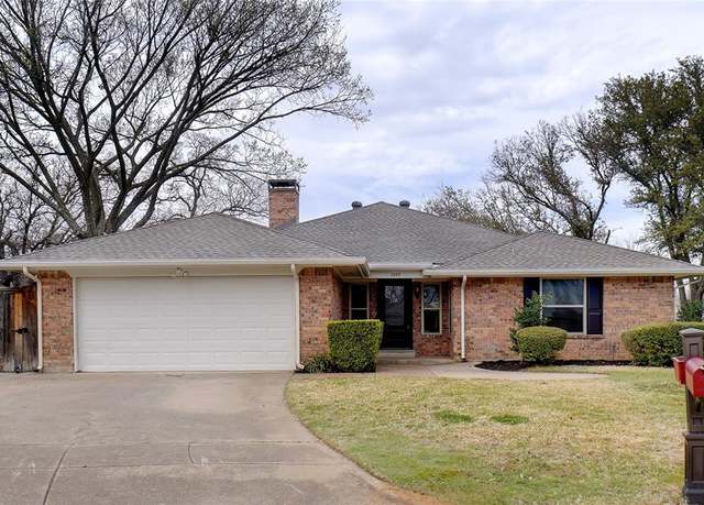 Property at 1557 Tiffany Forest Ln, Grapevine, TX 76051, 3 beds, 2 baths