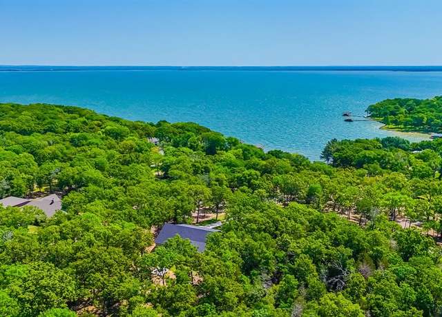 Property at 231 Stonewall Dr, Streetman, TX 75859, 4 beds, 4 baths