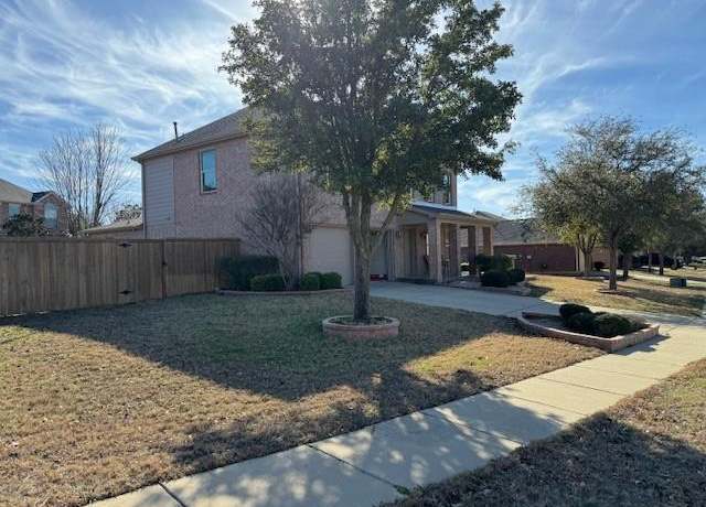 Property at 4000 Black Butte Dr, Denton, TX 76210, 4 beds, 2.5 baths