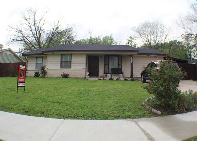 Property at 109 Brunswick Ln, Mesquite, TX 75149, 3 beds, 1.5 baths
